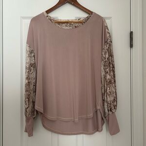 Mystree size M Women’s blouse